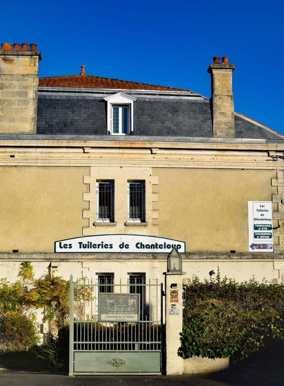 Les Tuileries De Chanteloup La Roche-Chalais Exteriör bild